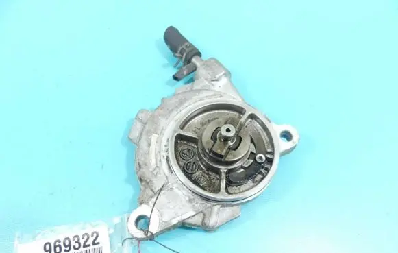 Toyota Auris 150 Vacuum pump IMPRK969322
