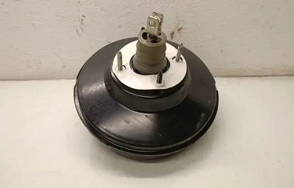 Volvo V40 Brake booster P31317079 7862053