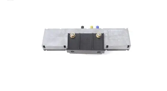 BMW Z4 E85 E86 Aerial antenna amplifier 6912817