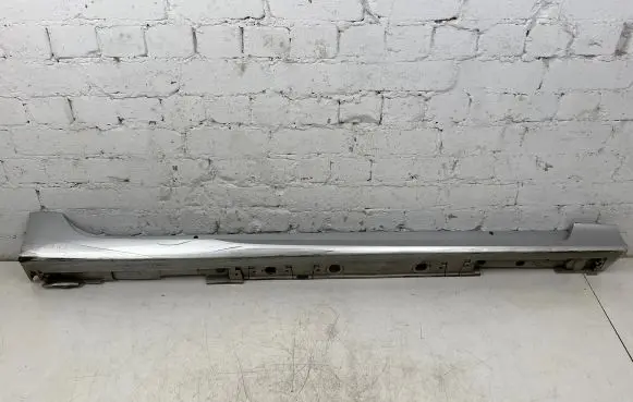 Toyota Prius Prime Sill 7585047030