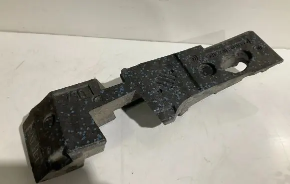 Mercedes-Benz E W212 Front bumper foam support bar A2128852237
