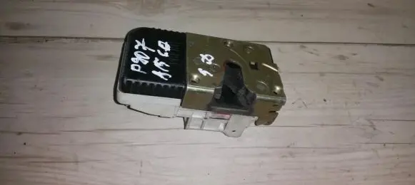 Peugeot 806 Rear door lock