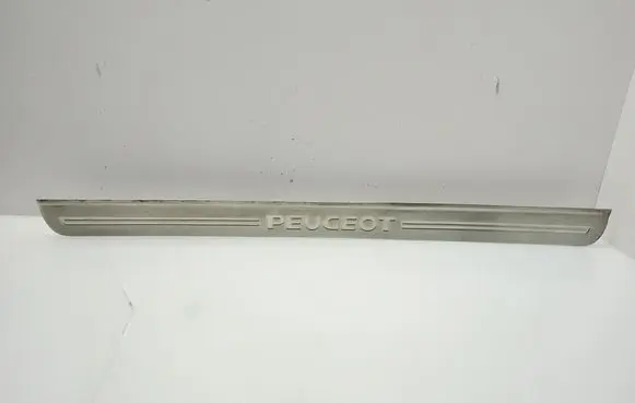 Peugeot 307 CC Front sill trim cover 96407162 96407162XT