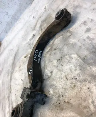 Volkswagen Jetta VI Rear upper control arm/wishbone
