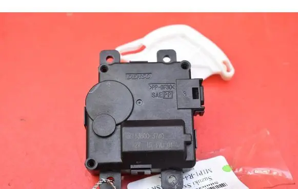 Suzuki SX4 Air flap motor/actuator CZ1138003740