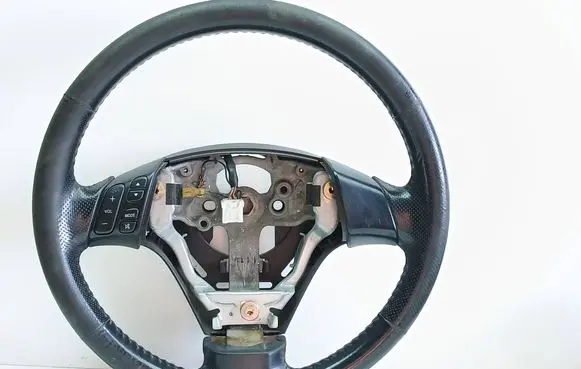 Mazda 3 I Steering wheel