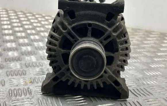 Mercedes-Benz A W169 Generator/alternator A6401540502 2543570B 406022904