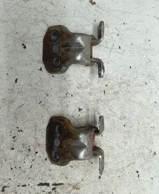 Front door hinge set