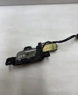 BMW 7 E65 E66 Tailgate/trunk/boot lock/catch/latch 7014872