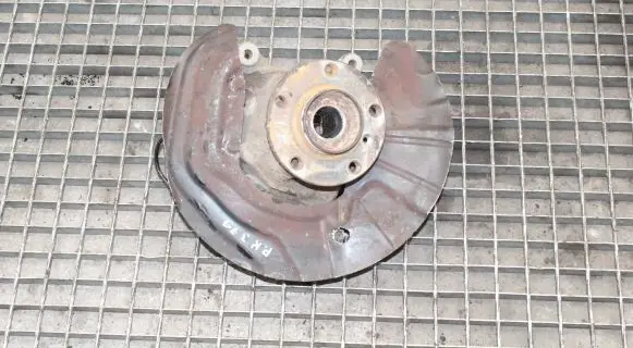 BMW X3 F25 Front wheel hub