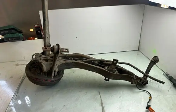 Honda Civic Rear wheel hub spindle/knuckle 4343