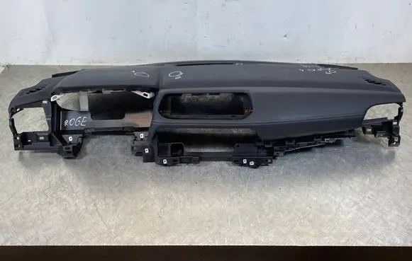 Nissan X-Trail T33 Dashboard 