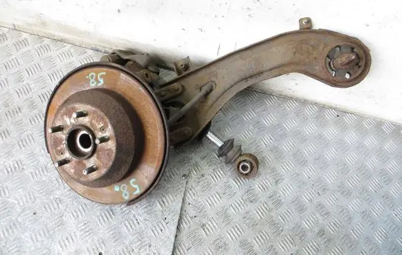 Hyundai Santa Fe Rear wheel hub spindle/knuckle 