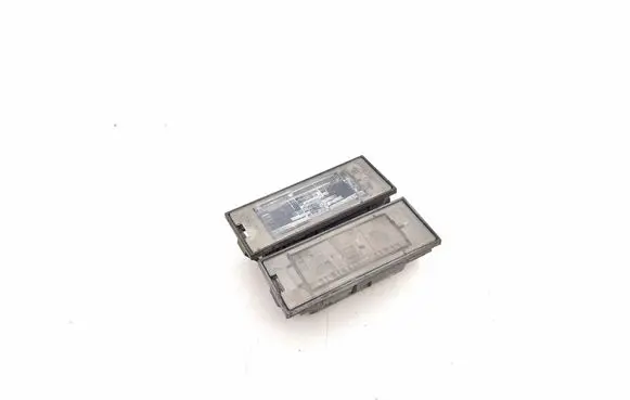 Opel Vivaro Number plate light 8200480127