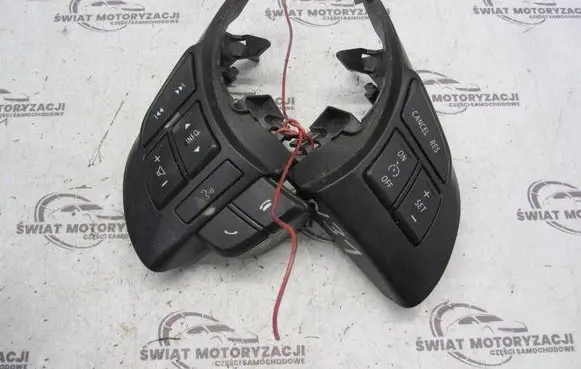 Mazda 6 Steering wheel buttons/switches 75E504