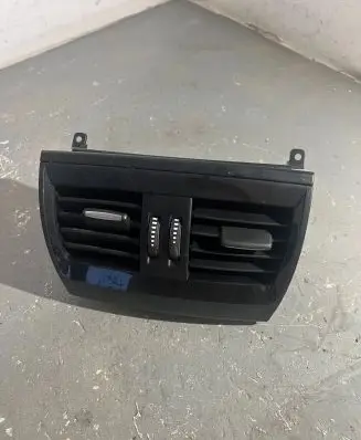 BMW X5 F15 Rear air vent grill 9252012