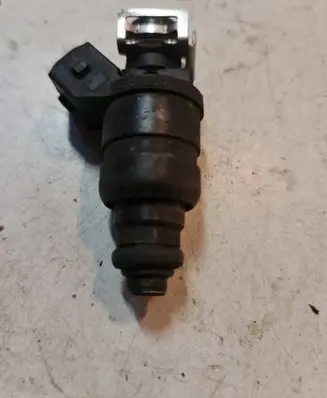 Audi A6 S6 C5 4B Fuel injector 078133551AC