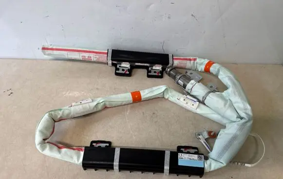 Roof airbag