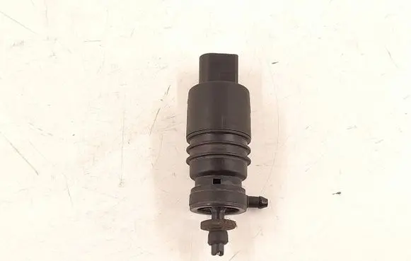 Mercedes-Benz E W211 Windshield washer spray nozzle 2108690821 2108690921