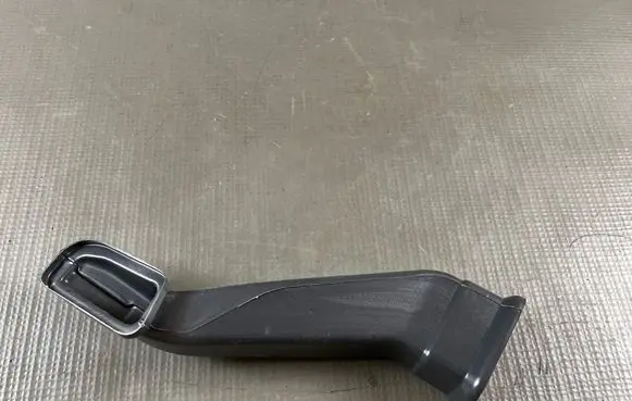 Peugeot 208 II Cabin air duct channel 9827770680 9827770880