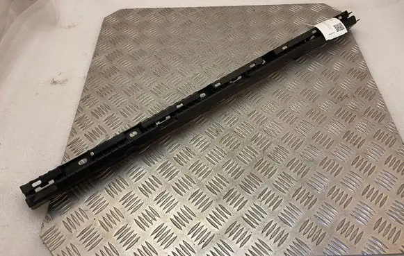 Volvo XC90 Sill supporting ledge 32216523 31378136