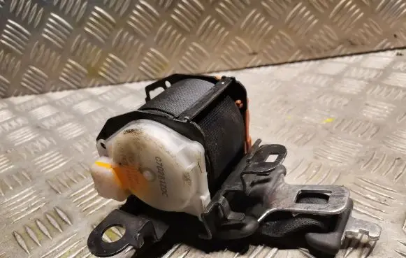 Nissan Murano Z50 Middle seatbelt (rear) C70251ZDC