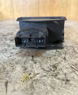 Ford Focus Light switch 4985102 PA6GF39