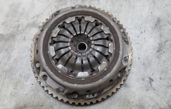 Renault Clio IV Clutch set kit GMAUTO4574097