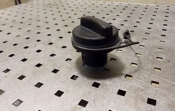 Fuel tank filler cap