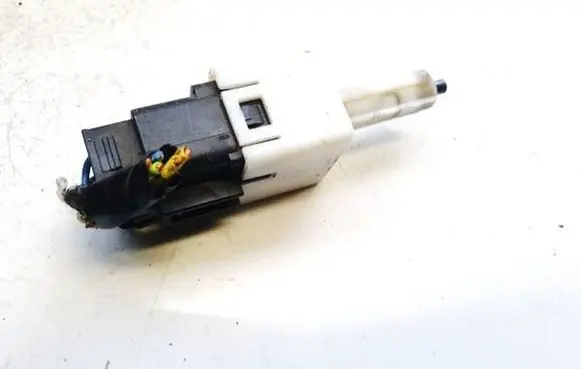 Honda CR-V Brake pedal sensor switch m28988