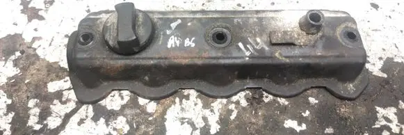 Audi A4 S4 B5 8D Rocker cam cover 
