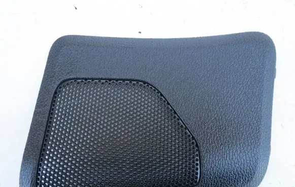 Volvo XC70 Front door speaker cover trim 