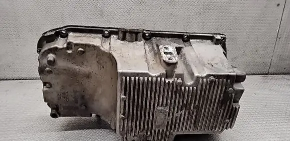 Opel Astra J Oil sump 55575128