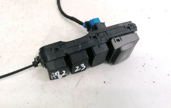Fiat Bravo Other switches/knobs/shifts 735424851 B365