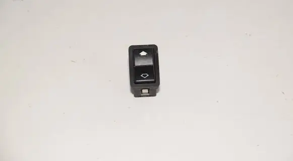 BMW 5 E39 Electric window control switch 8368974