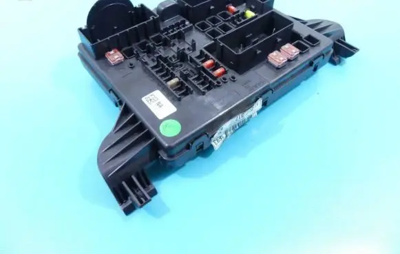 Opel Insignia A Central body control module 13277317 IMPRK1282265