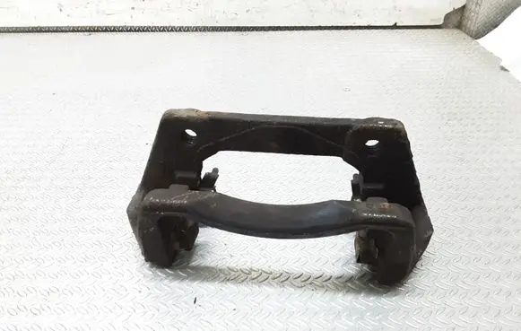 Mercedes-Benz A W169 Front Brake Caliper Pad/Carrier 9886B