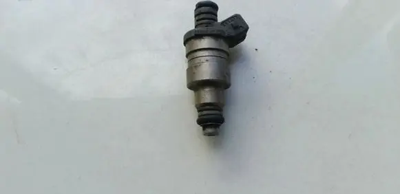 Ford Ka Fuel injector 95BFBC