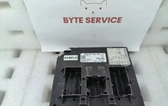 Volkswagen PASSAT B8 Comfort/convenience module 5Q0937087BB
