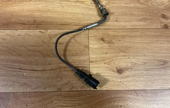 Opel Insignia A Exhaust gas temperature sensor 55566185