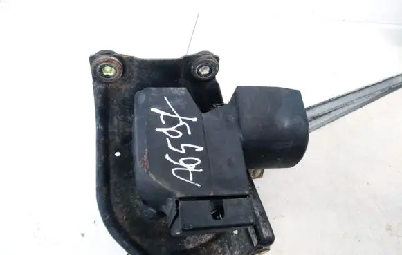 Mitsubishi Space Star Wiper motor