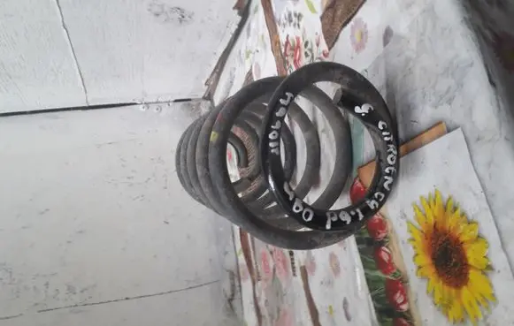 Citroen C4 I Rear coil spring