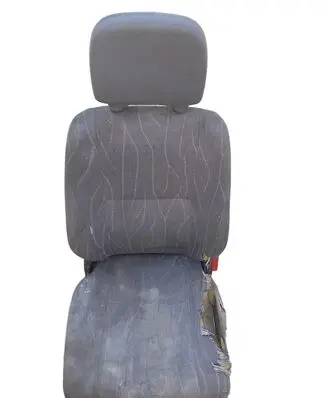 Volkswagen II LT Front driver seat XKL91000485