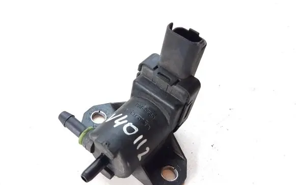 Volvo V40 Vacuum valve 9688124580