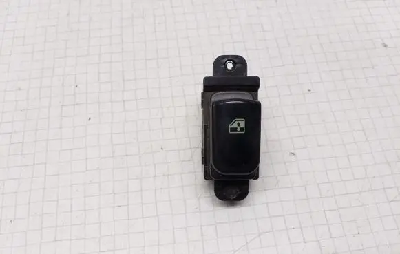Hyundai Sonata Electric window control switch 202005491