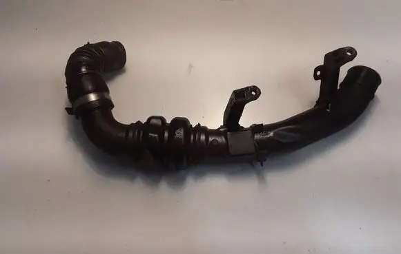 Ford Galaxy Intercooler hose/pipe F1014075807