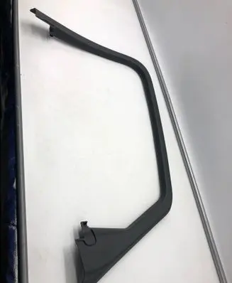 Audi A5 Rear door glass trim molding 8b5867672