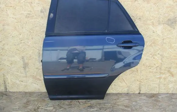 Lexus RX 330 - 350 - 400H Rear door