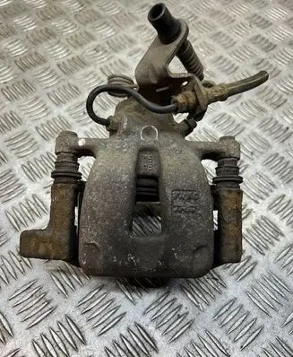 Volkswagen Touran I Rear brake caliper 