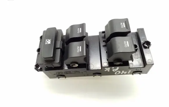 Hyundai i40 Electric window control switch 935703Z000 39R4901000